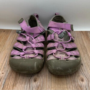 girls purple Keen shoes size 3
